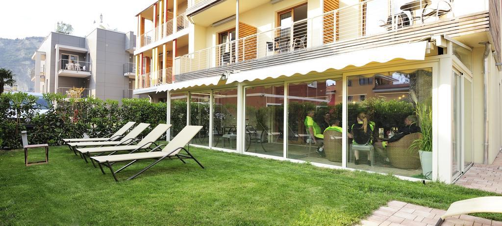 Eco Hotel Bonapace Torbole Sul Garda Екстериор снимка